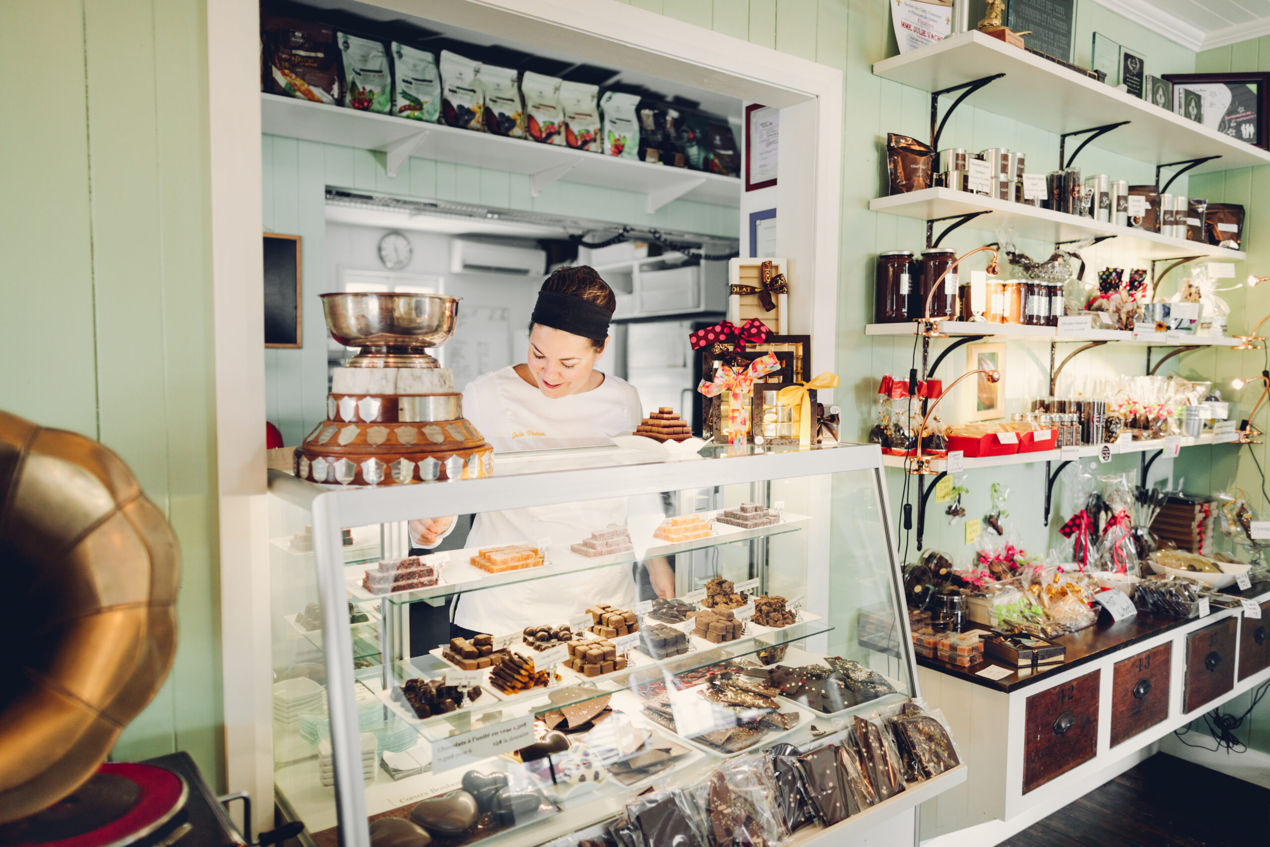 Julie Vachon Chocolats remet 1 125 $ à notre mission